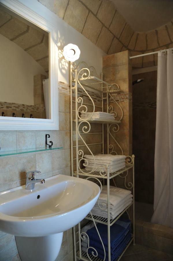 Trullo Delle Querce Suite Private Pool Мартина Франка Екстериор снимка