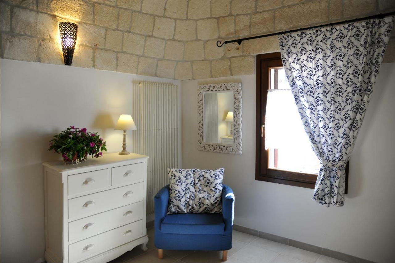 Trullo Delle Querce Suite Private Pool Мартина Франка Екстериор снимка
