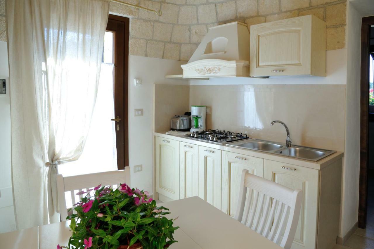Trullo Delle Querce Suite Private Pool Мартина Франка Екстериор снимка